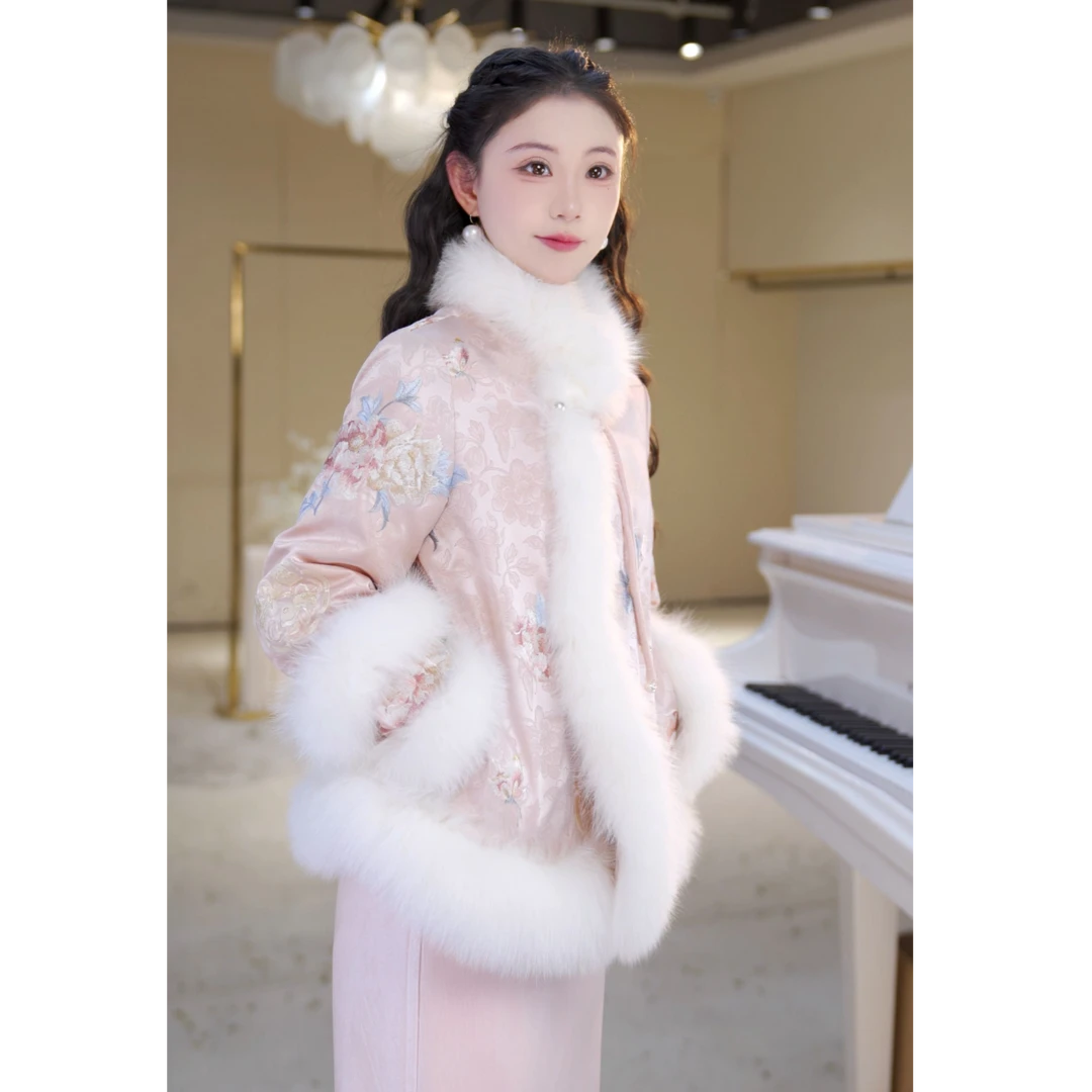 【北栀】【出水芙蓉】时尚重工国风刺绣狐狸毛羽绒服813673