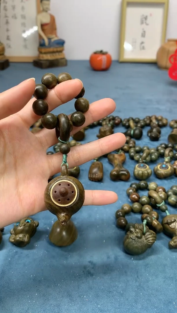 【闪购商品】维腊木（绿檀）把件把把壶香囊 送1瓶香丸