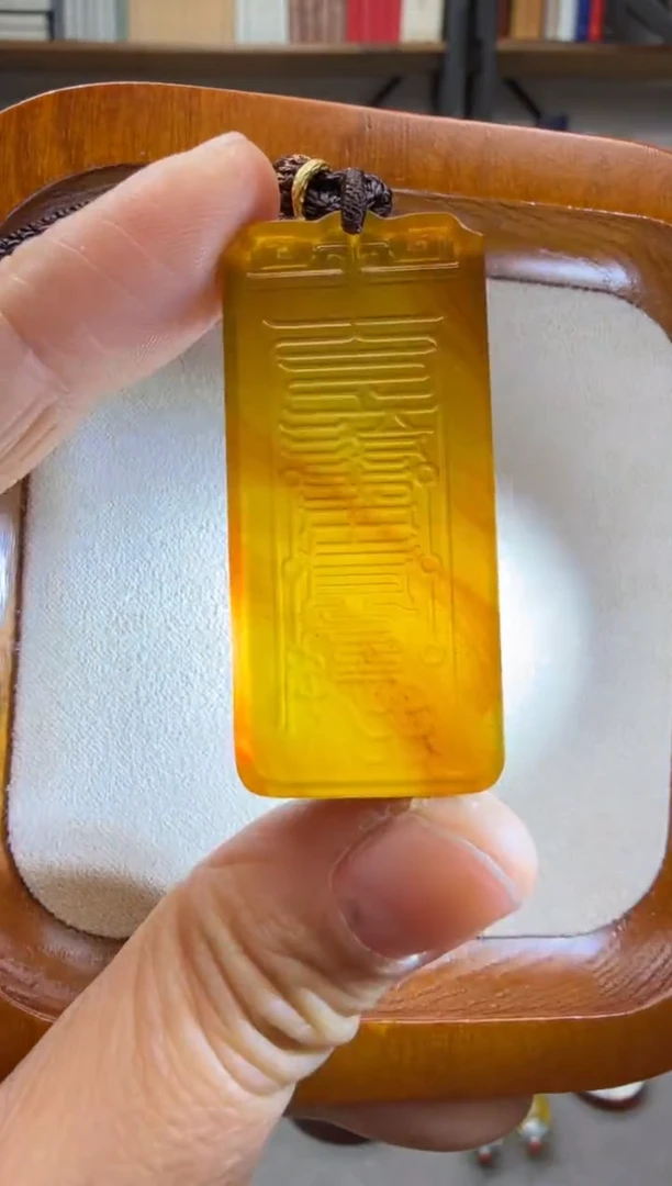 【闪购商品】琥珀颈饰未镶嵌贪狼星/鼠