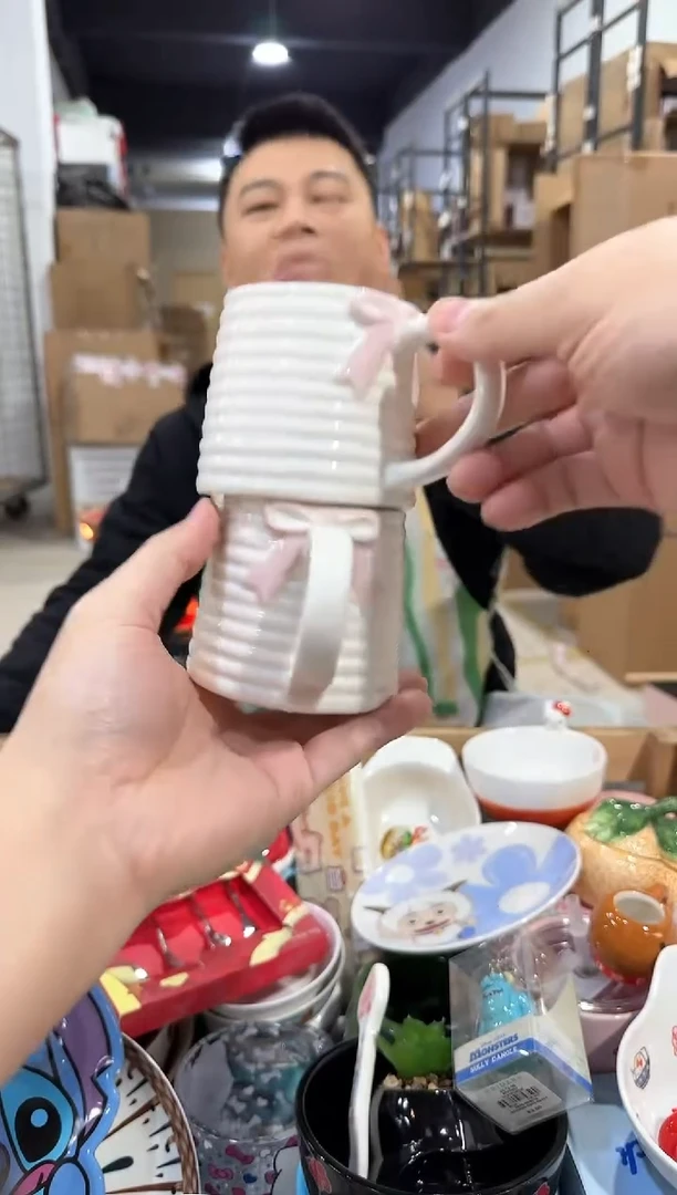 瓷片白色蝴蝶结水杯2件套