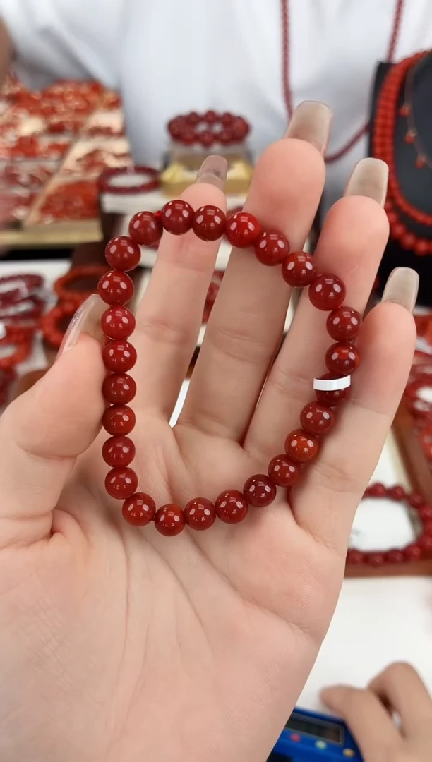 南红玛瑙瓦西手串7+未镶嵌一个/条