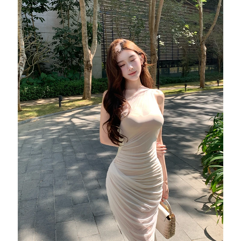 【缪斯女神】法式气质女神2025春季纯欲网纱斜肩拼接抽褶修身连衣裙