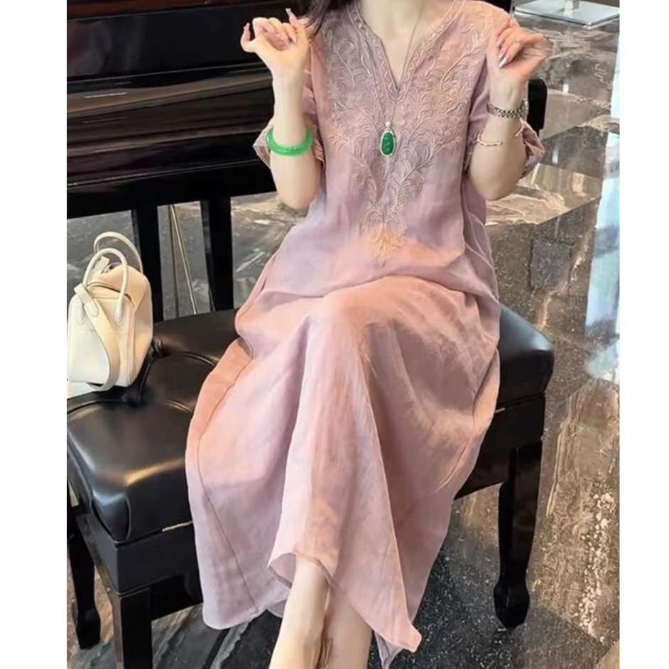 天丝麻重工刺绣V领连衣裙女2025夏季新款宽松显瘦气质长裙子A512