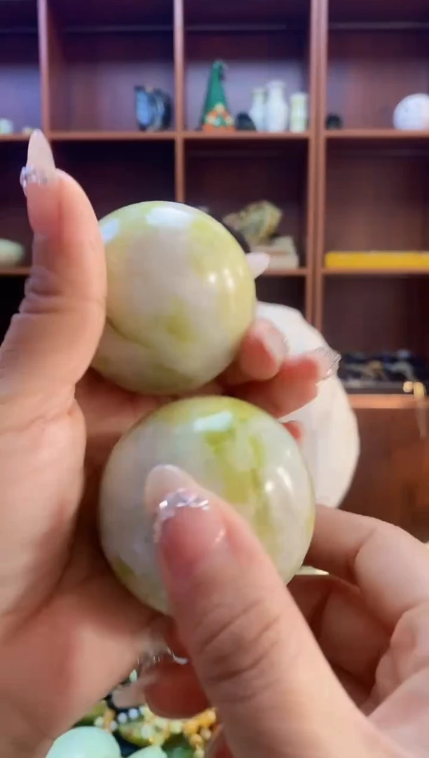 未镶嵌蛇纹石玉手球拍一发二
