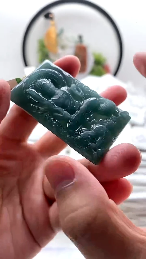 颈饰未镶嵌翡翠不动明王