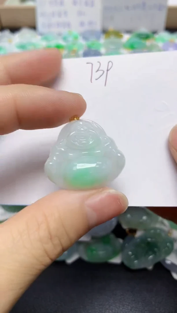 翡翠未镶嵌颈饰天然缅甸翡翠A货