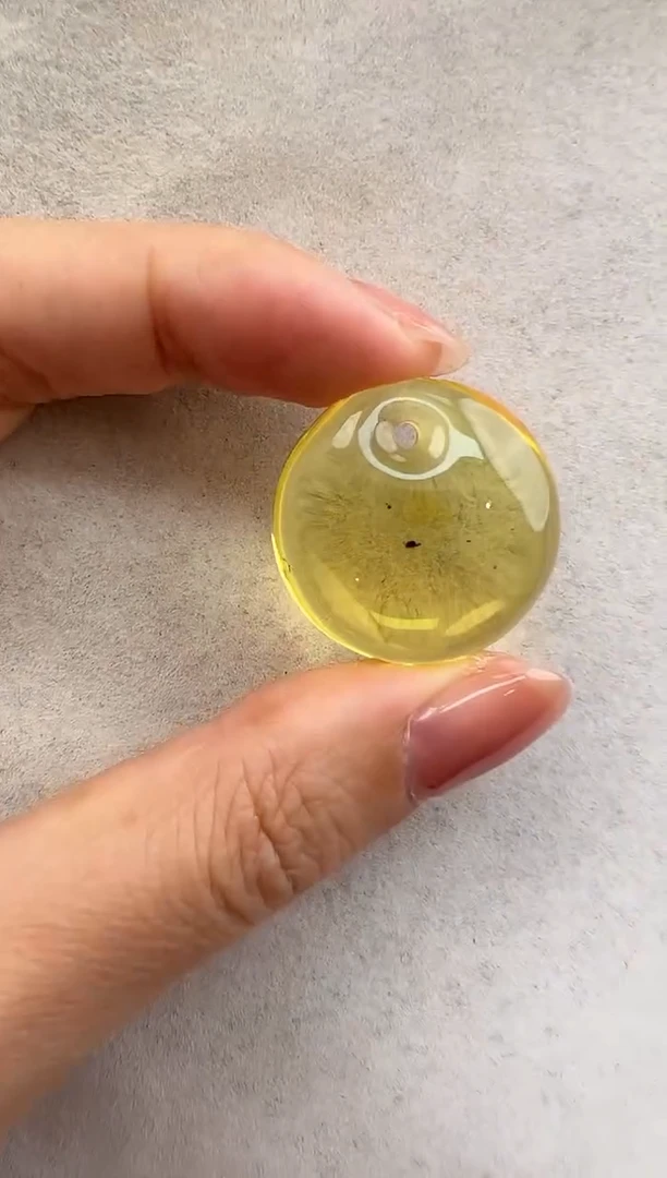 【闪购商品】琥珀裸石未镶嵌10205189-手机坠