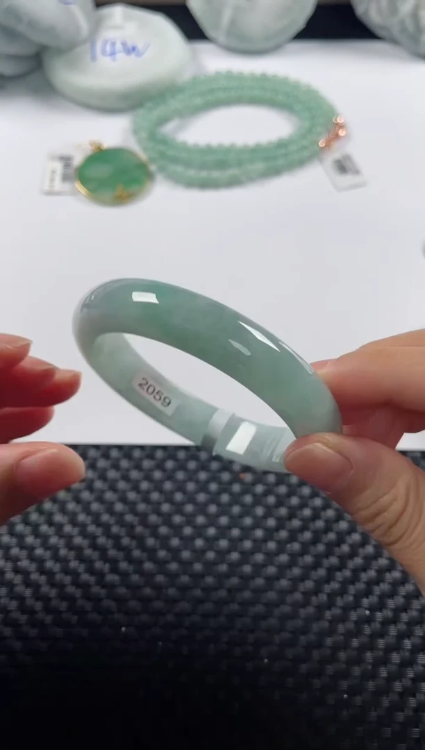 未镶嵌手镯翡翠基地发货H 1598