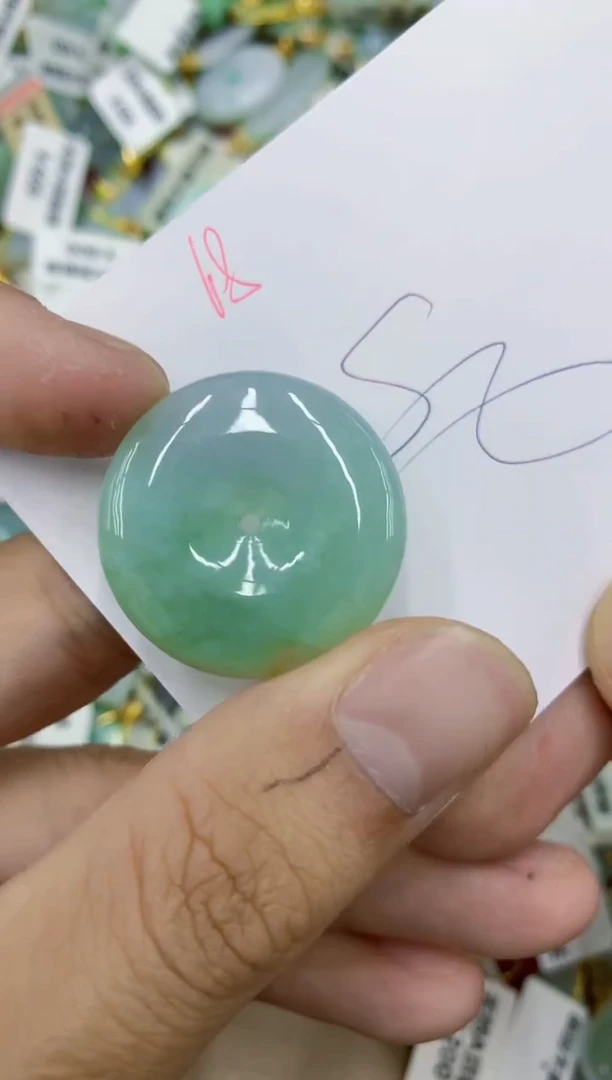 颈饰未镶嵌翡翠11111111111