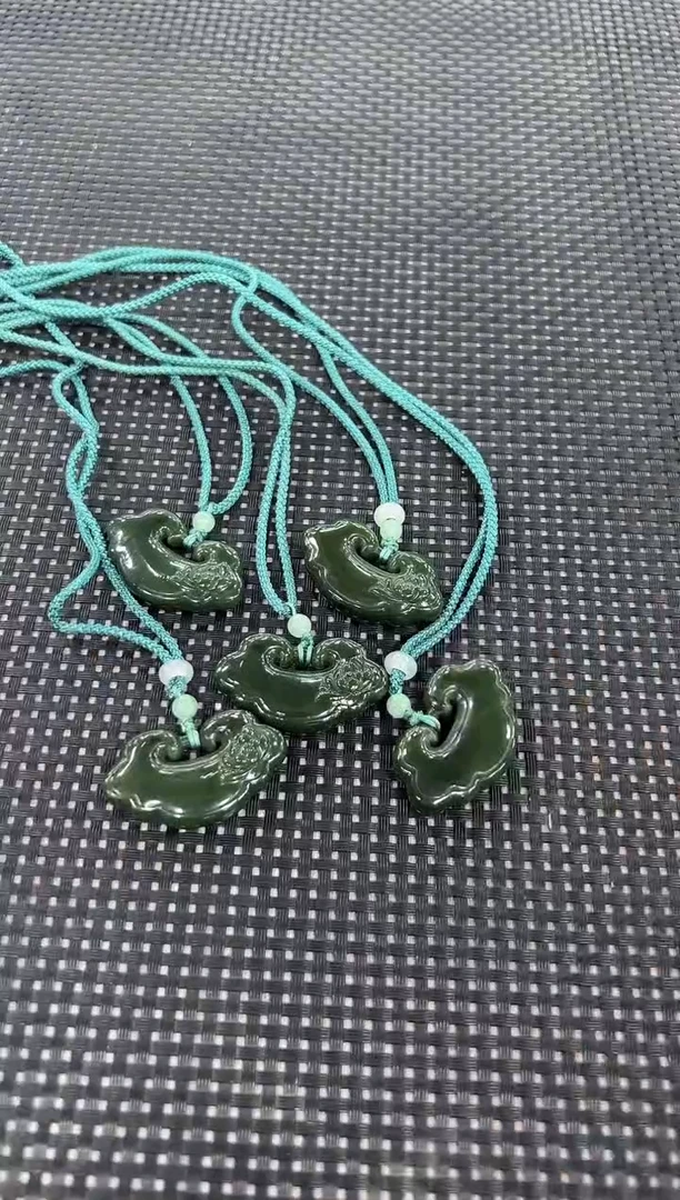 颈饰未镶嵌和田玉（多样性发一件）1697