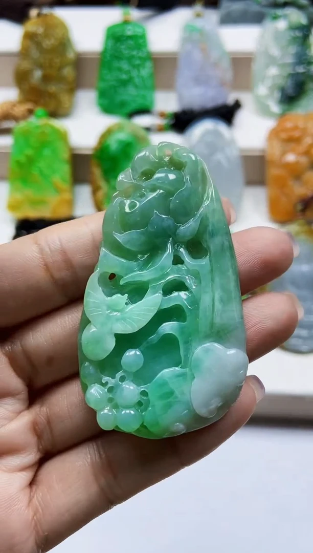 颈饰未镶嵌翡翠翡翠A货