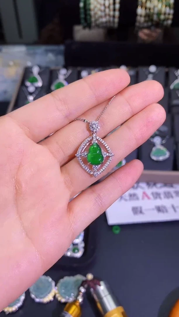 【闪购商品】翡翠吊坠(赠链)银S925镶嵌四芒星葫芦吊坠