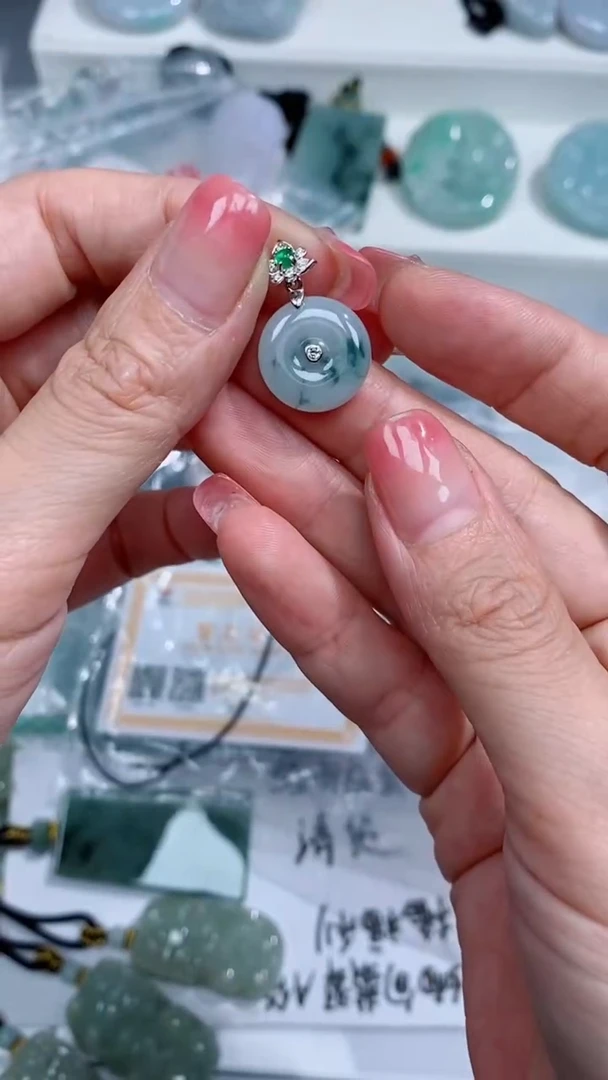 翡翠银S925镶嵌颈饰吊坠