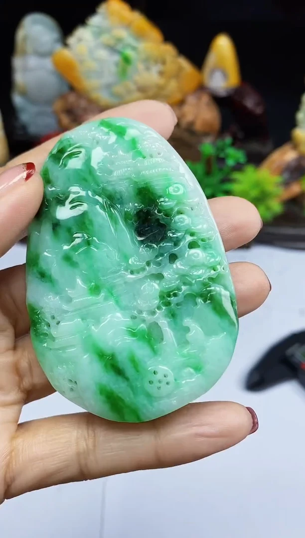 【闪购商品】翡翠颈饰未镶嵌翡翠A货