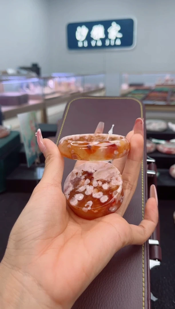 石英质玉手镯未镶嵌51圈口（赠品镯心）6321472