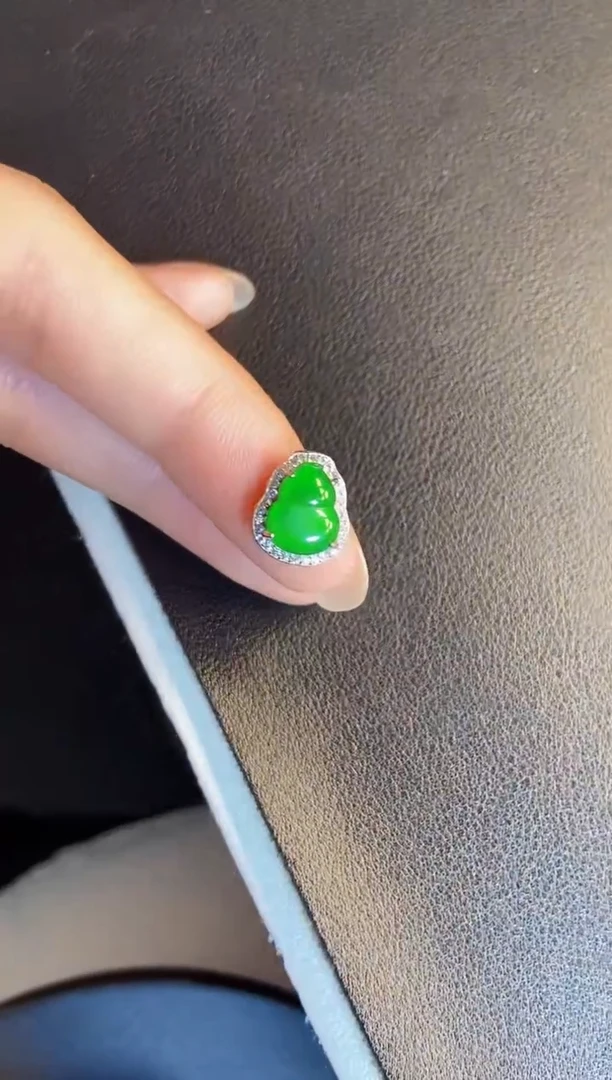 吊坠(不含链)银S925镶嵌翡翠1