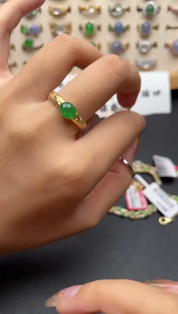 翡翠戒指银S925镶嵌一物一证一礼盒
