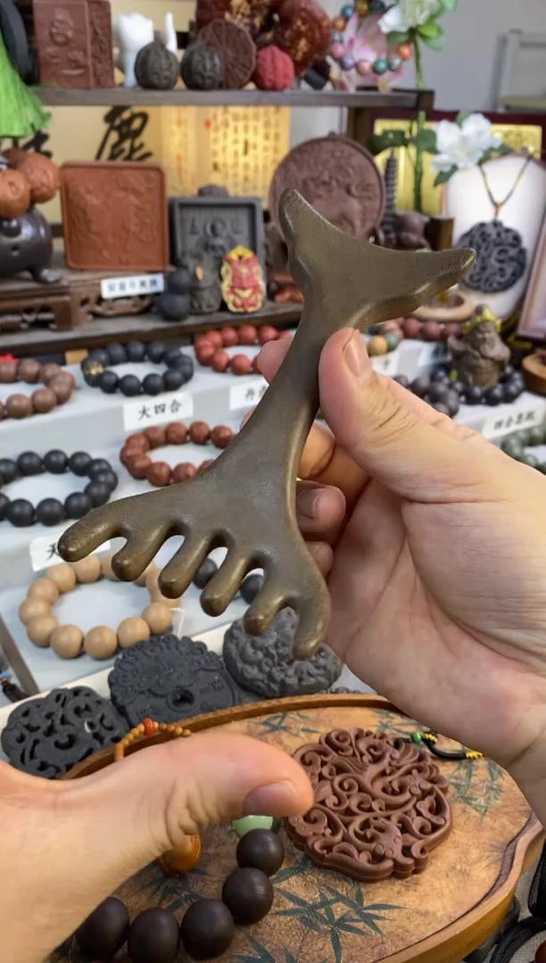 泥塑合香刮痧合香梳一个