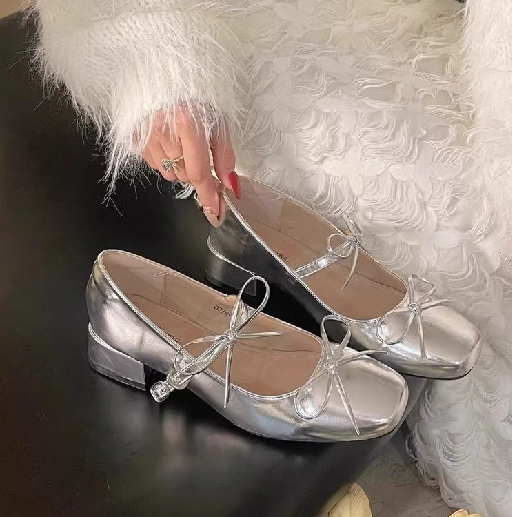 气质圆头蝴蝶结一字带浅口低粗跟单鞋女款春夏复古仙女风玛丽珍鞋