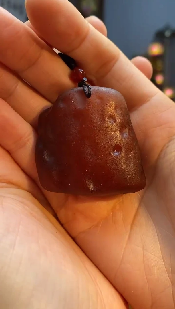 琥珀颈饰未镶嵌吊坠