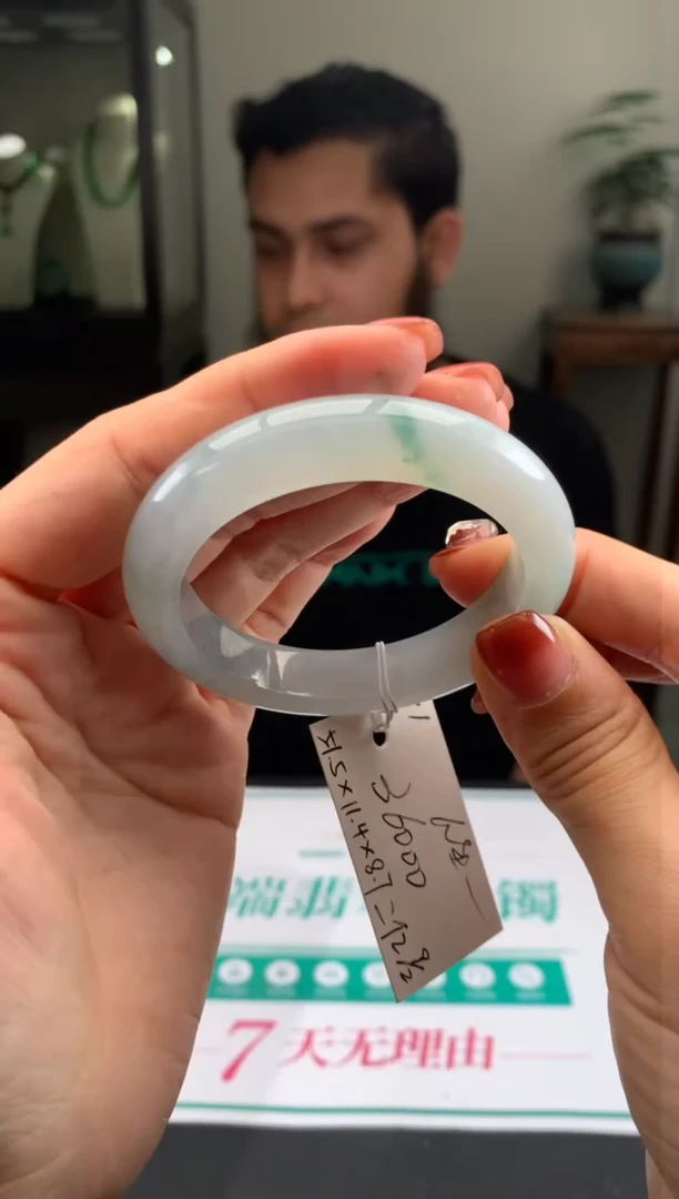 【闪购商品】翡翠手镯未镶嵌翡翠手镯 下单联系小耳机#