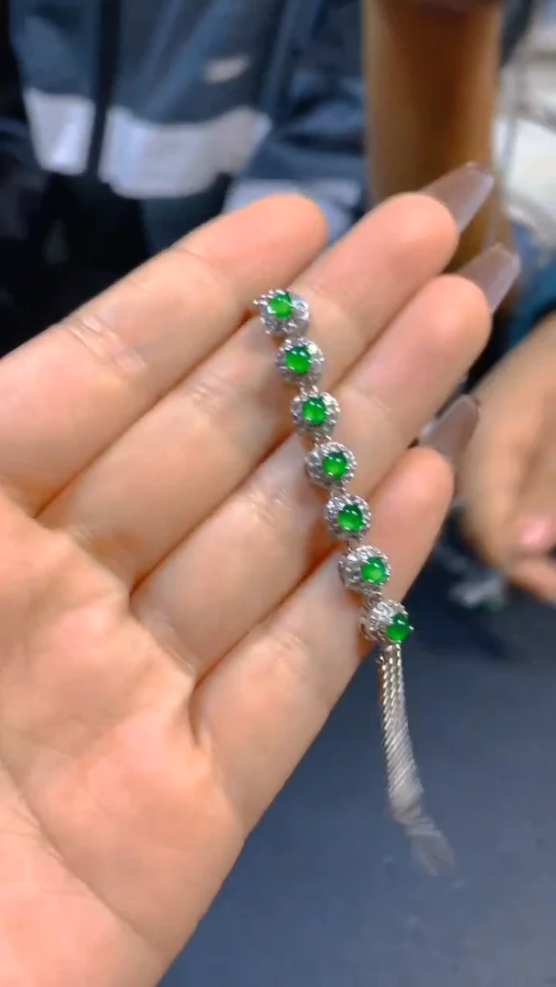 【闪购商品】翡翠手链未镶嵌0883960024多样性发一