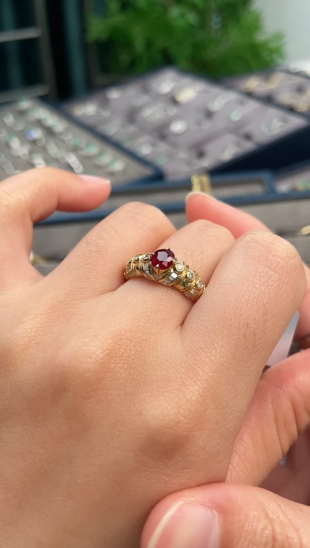 【闪购商品】红宝石戒指18K金镶嵌/0.66ct/无烧鸽血红