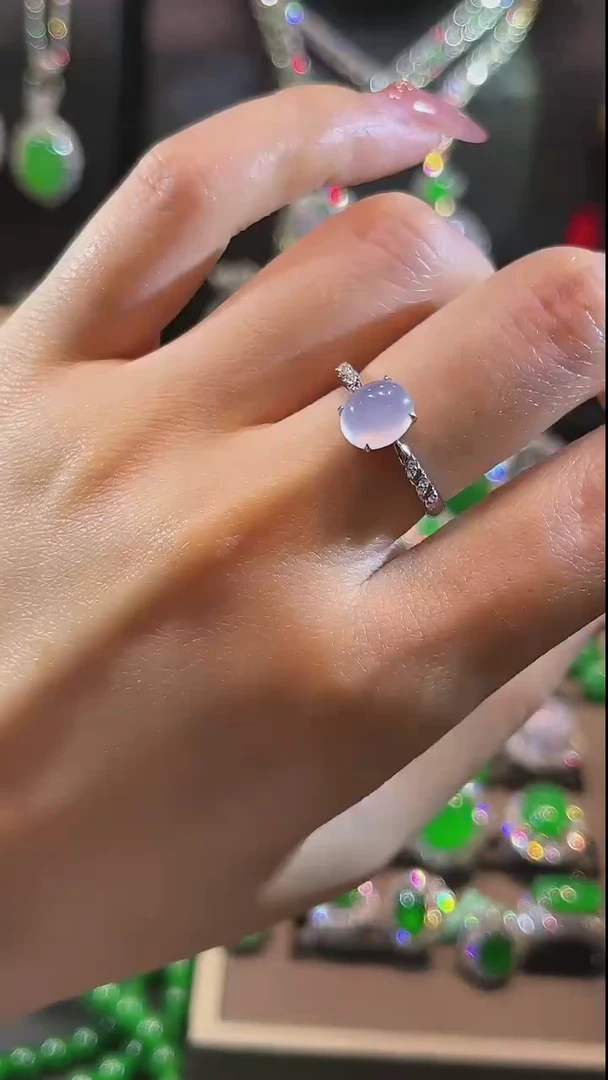 翡翠戒指18K金镶嵌戒指