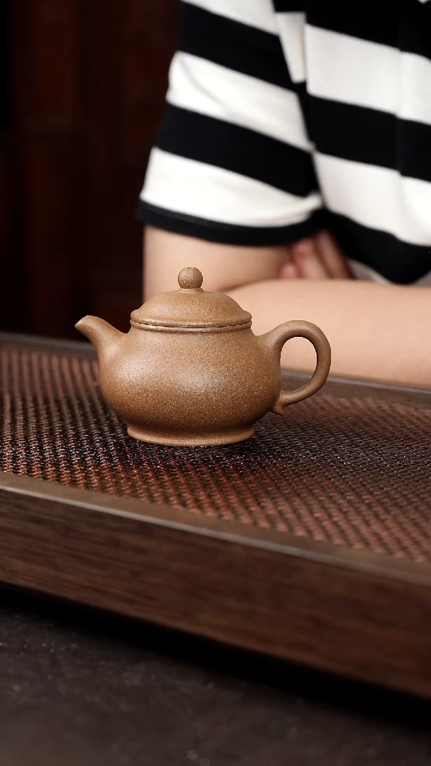 茶壶紫砂芝麻绿潘壶