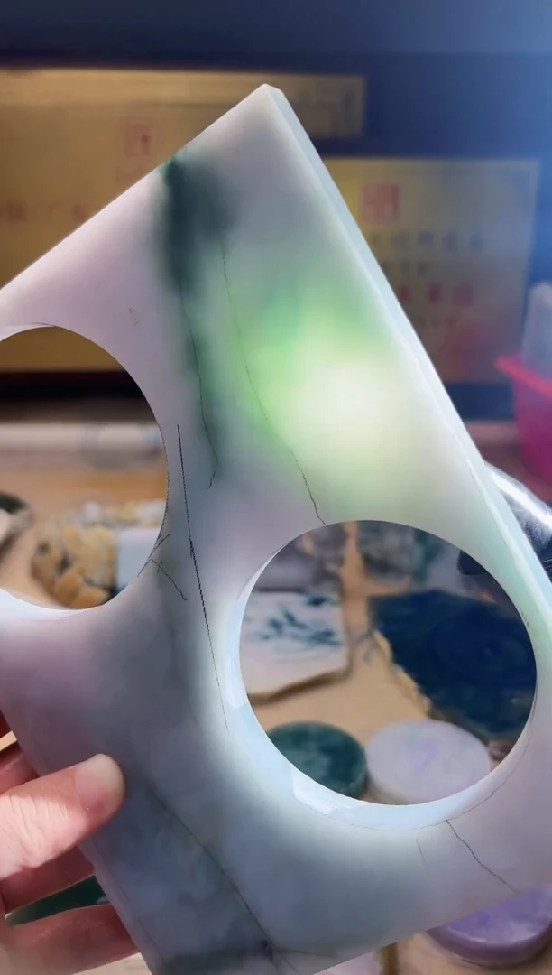 翡翠挂件未镶嵌A货张麦7707