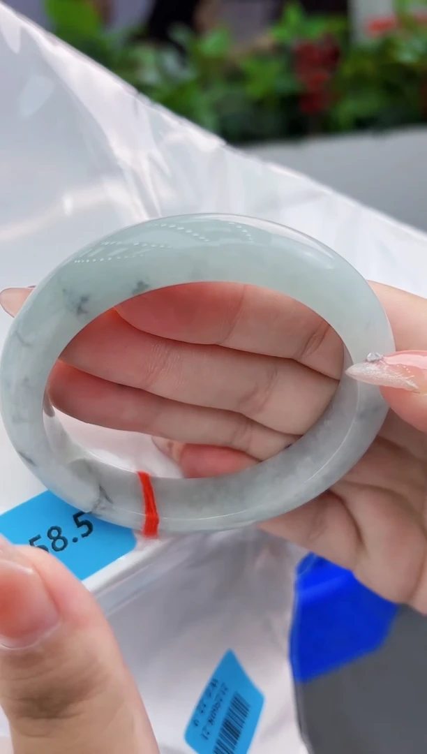 【闪购商品】翡翠手镯未镶嵌翡翠手镯