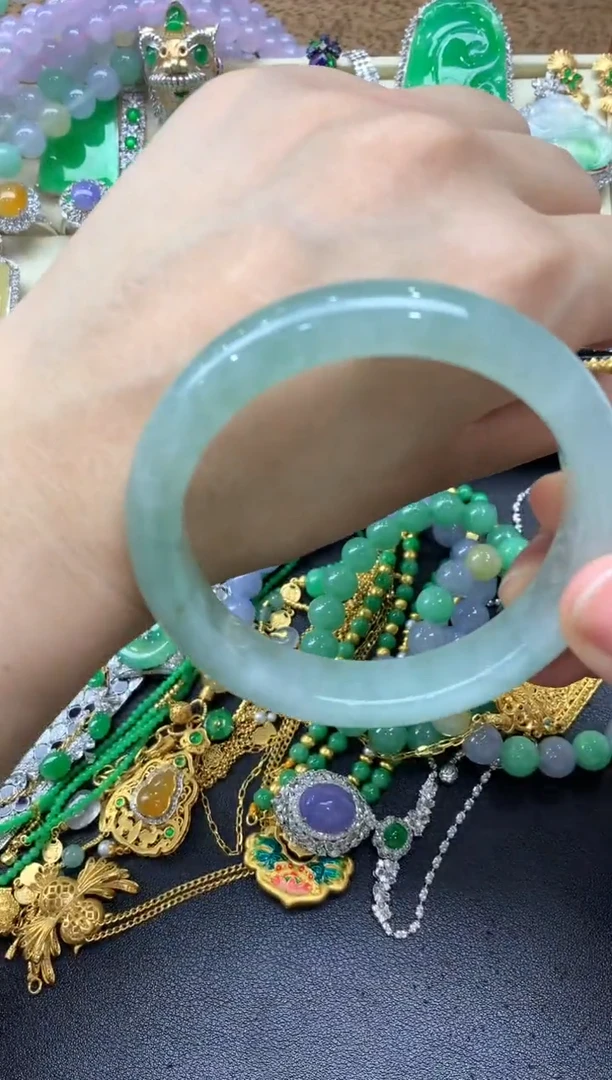 【闪购商品】翡翠手镯未镶嵌235-中国好珍宝