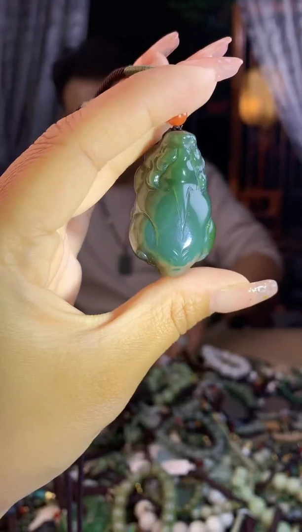 【闪购商品】和田玉挂件未镶嵌多样性发货拍一发一