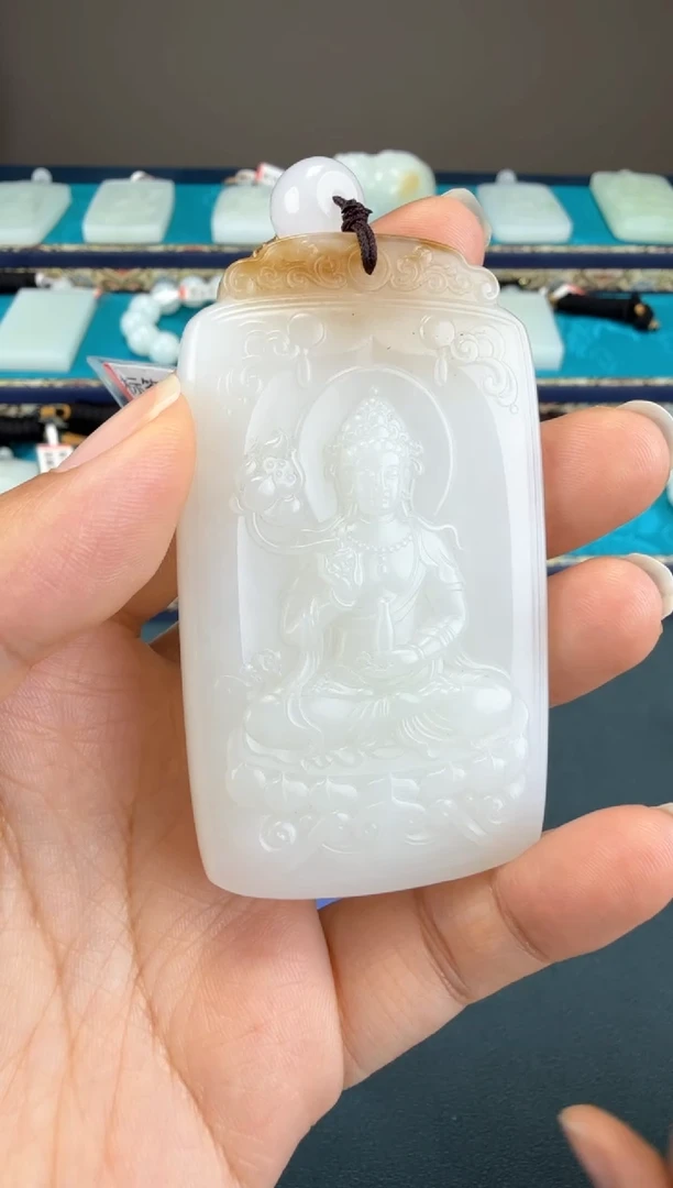 颈饰未镶嵌和田玉1