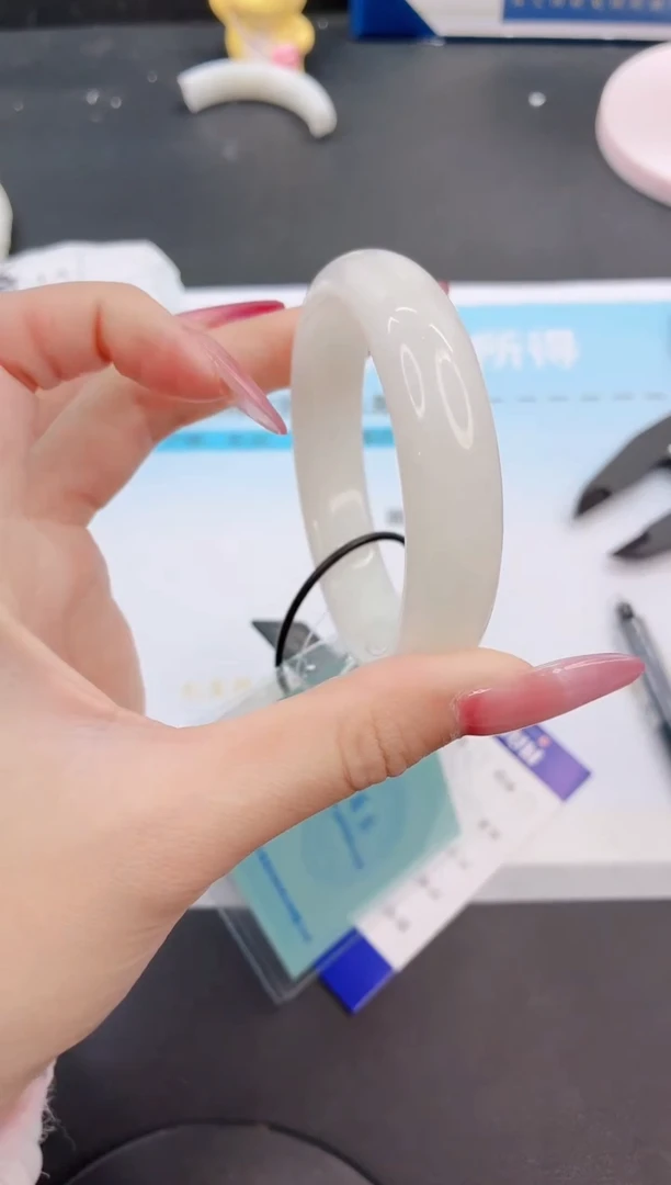 未镶嵌手镯和田玉27G57-53