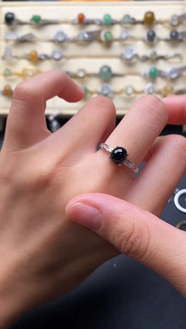 银S925镶嵌戒指翡翠666666+6