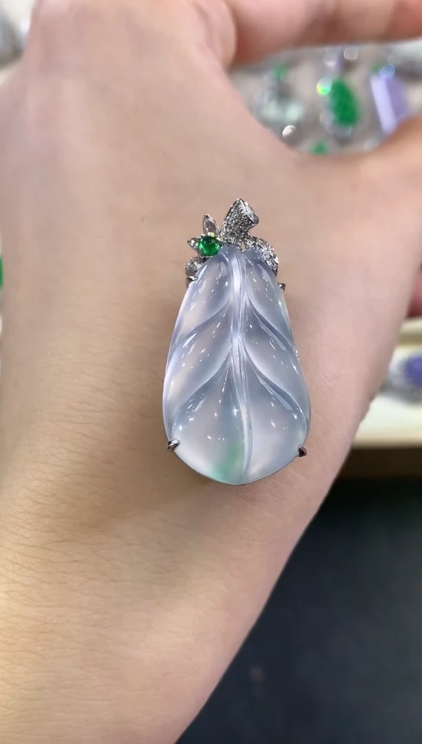 翡翠18K金镶嵌吊坠(不含链)V128