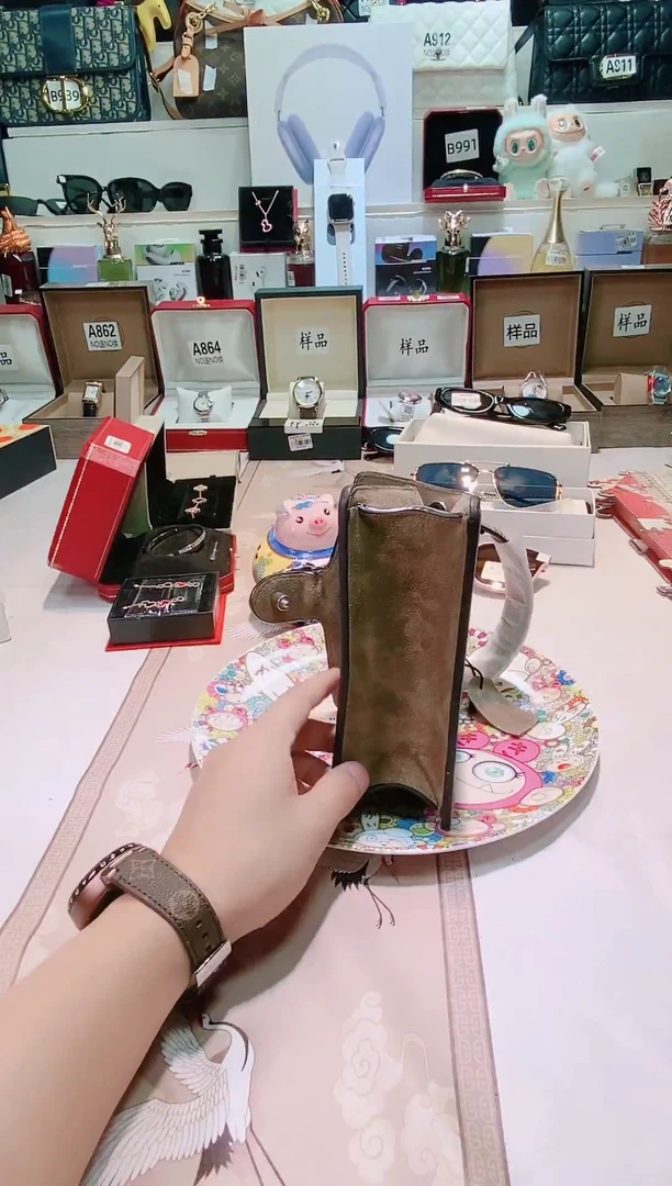 瓷片瓷器 库房到期 全部地板价@@1
