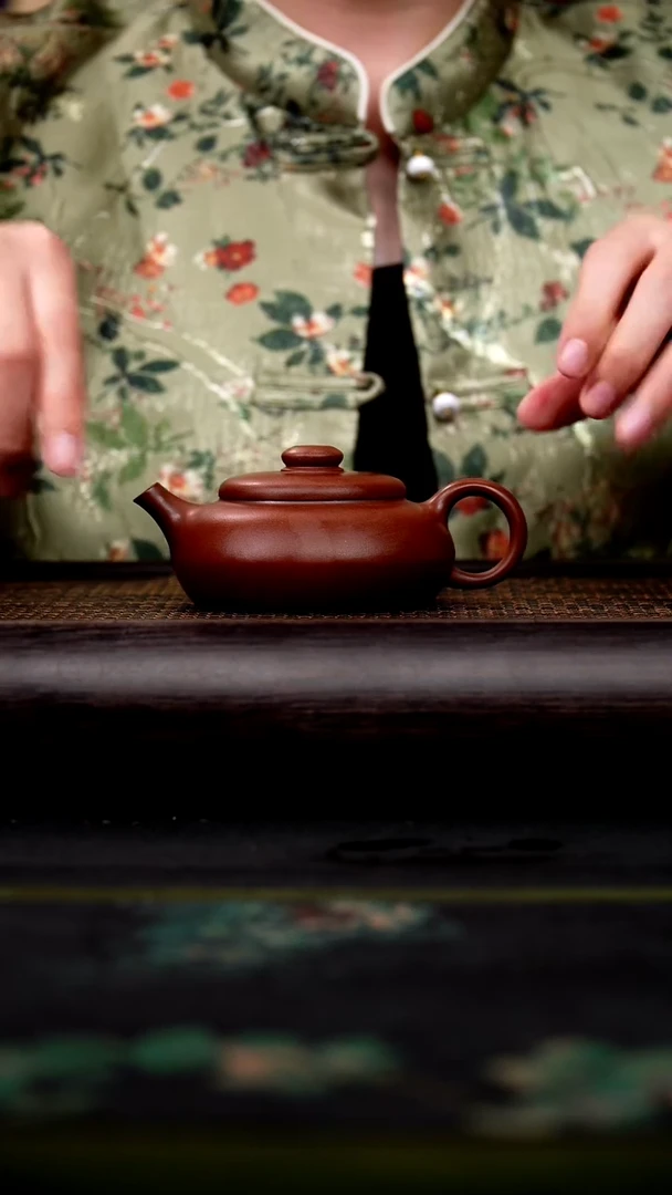 茶壶紫砂 平安 黑疾星 160cc