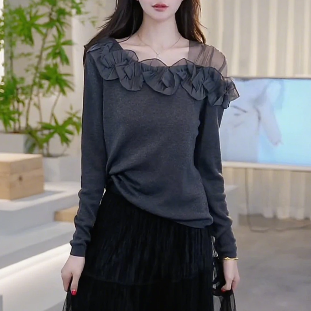 高级感洋气百搭显瘦上衣2025秋季新款法式荷叶边拼接斜领针织衫女
