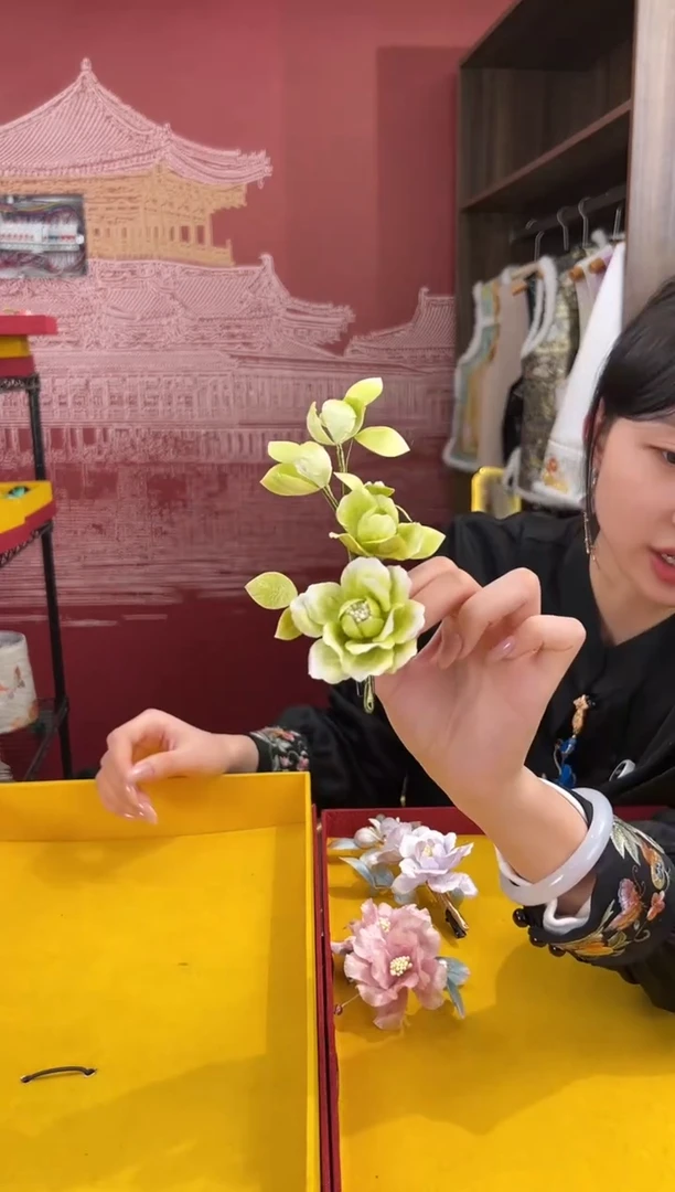 【闪购商品】刺绣非遗绒花（发饰）