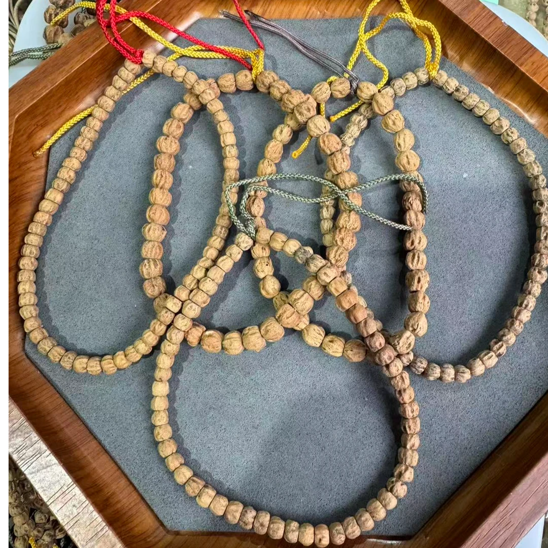 BX007百香籽手持多样性随发，尺寸5-8mm