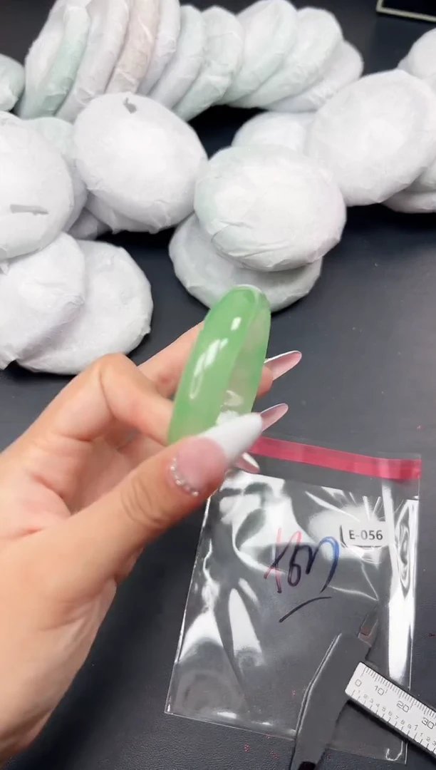 精品手镯，一物一拍E-056