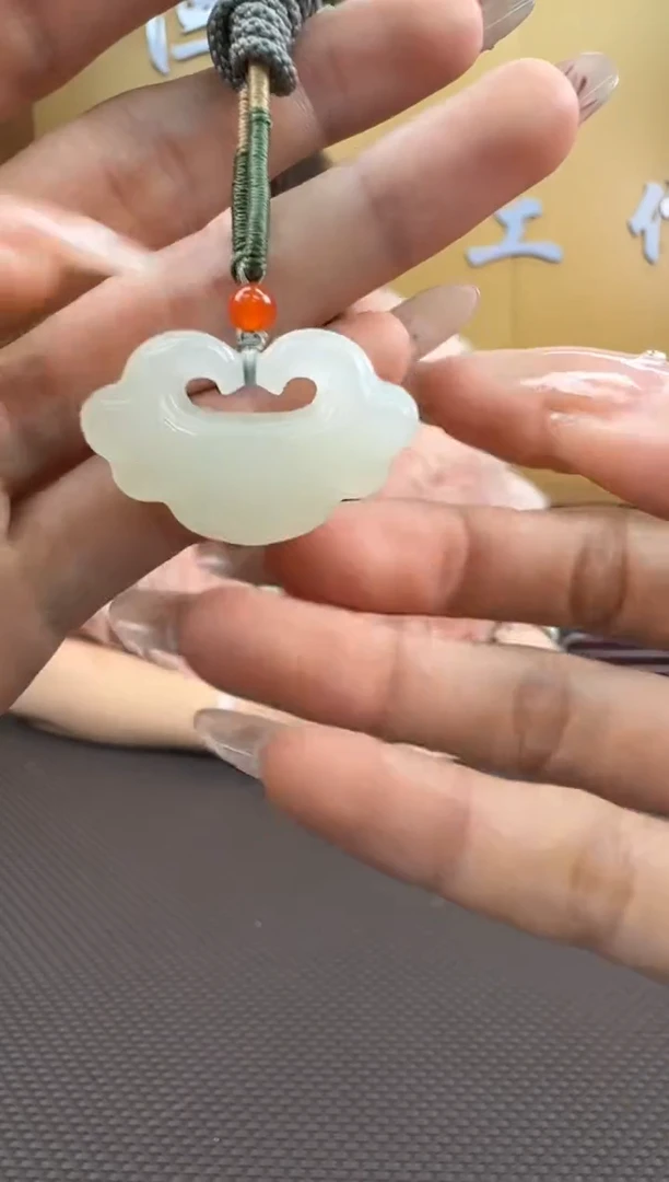 【闪购商品】和田玉挂件未镶嵌挂件