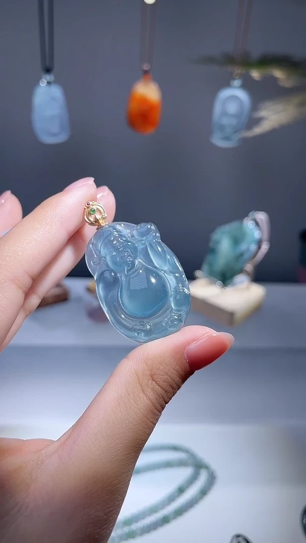 颈饰未镶嵌翡翠财神