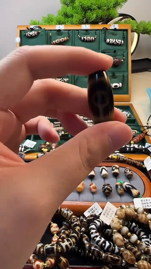 玛瑙/玉髓（覆膜）颈饰未镶嵌36（微瑕随机发货）