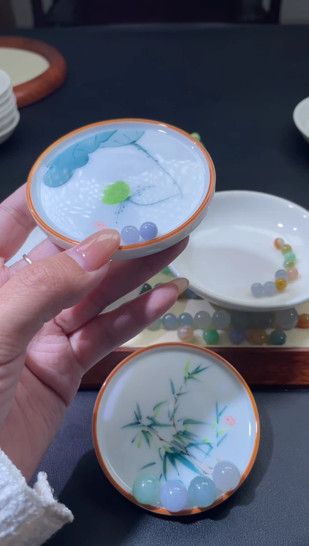 颈饰未镶嵌翡翠姐**调翡翠净货