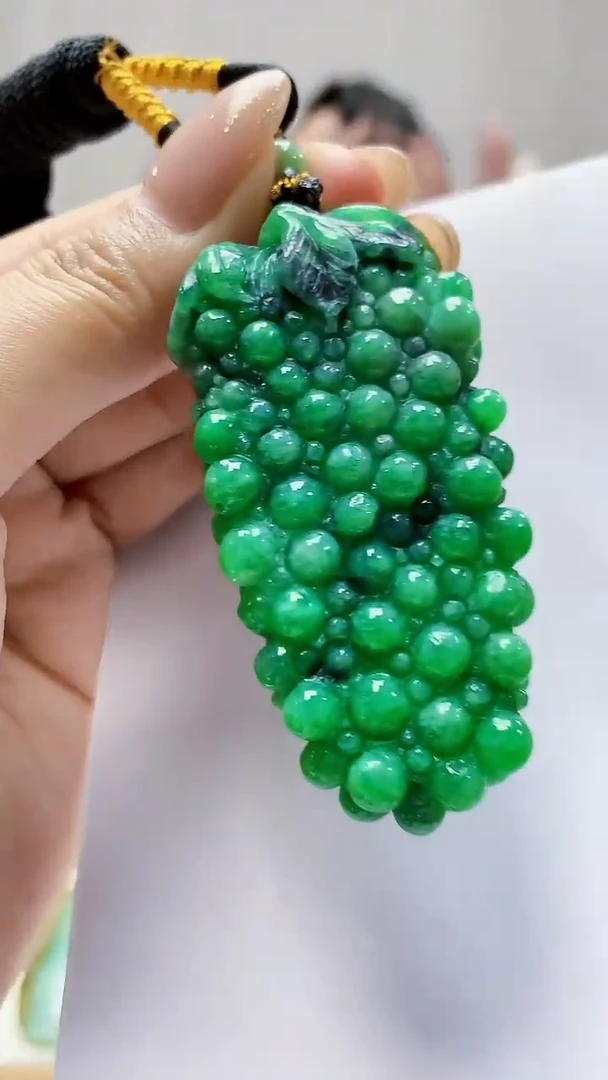 未镶嵌定制翡翠5060MM-毛货挂件19