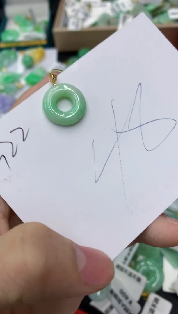 【闪购商品】翡翠18K金镶嵌颈饰111111111