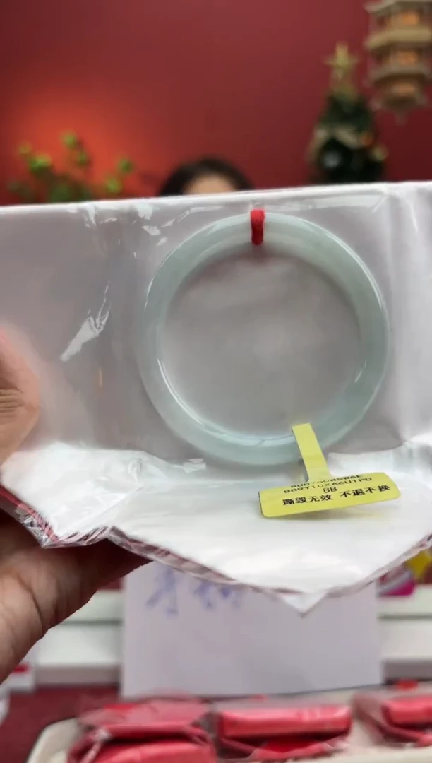 未镶嵌手镯（圆镯）翡翠翡翠手镯3